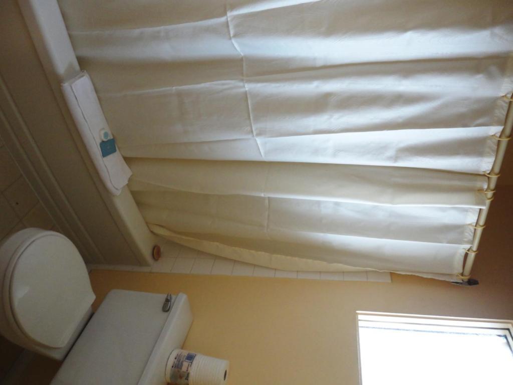 Polson Park Motel Vernon Pokój zdjęcie