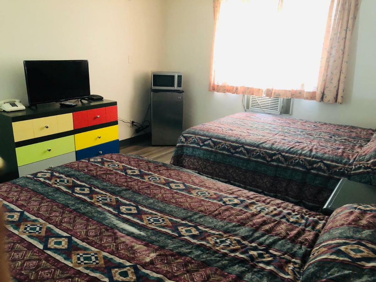 Polson Park Motel Vernon Zewnętrze zdjęcie